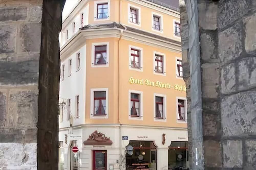 Gebäude