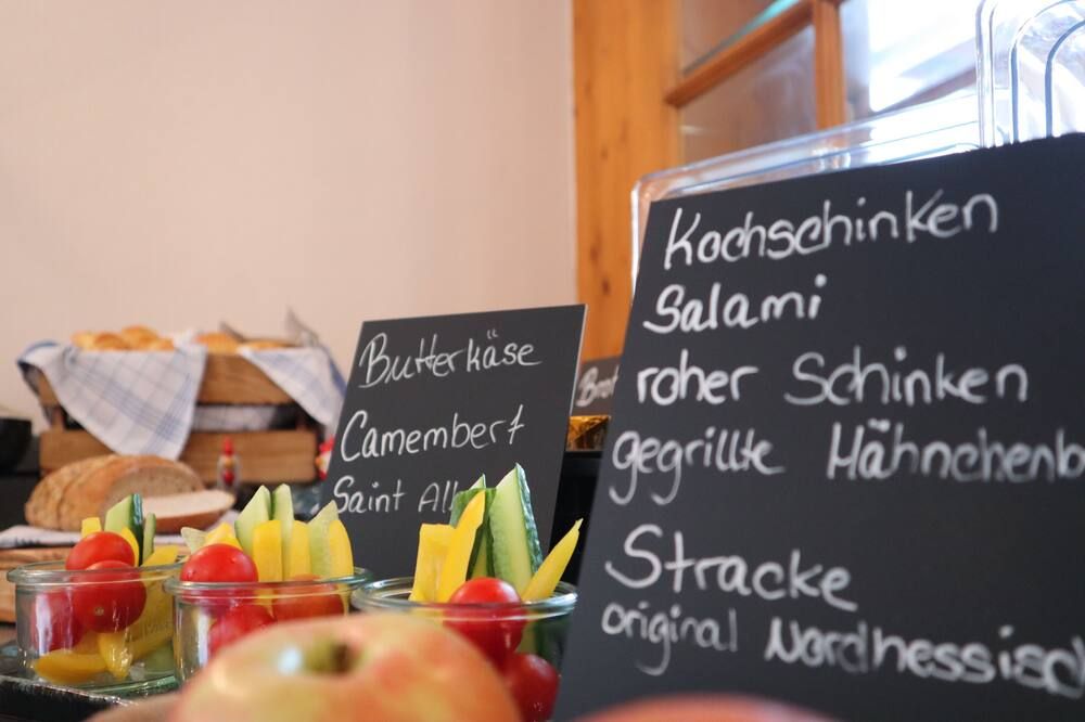 Sonstige