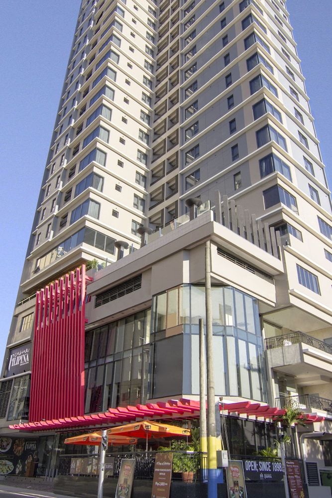Gebäude