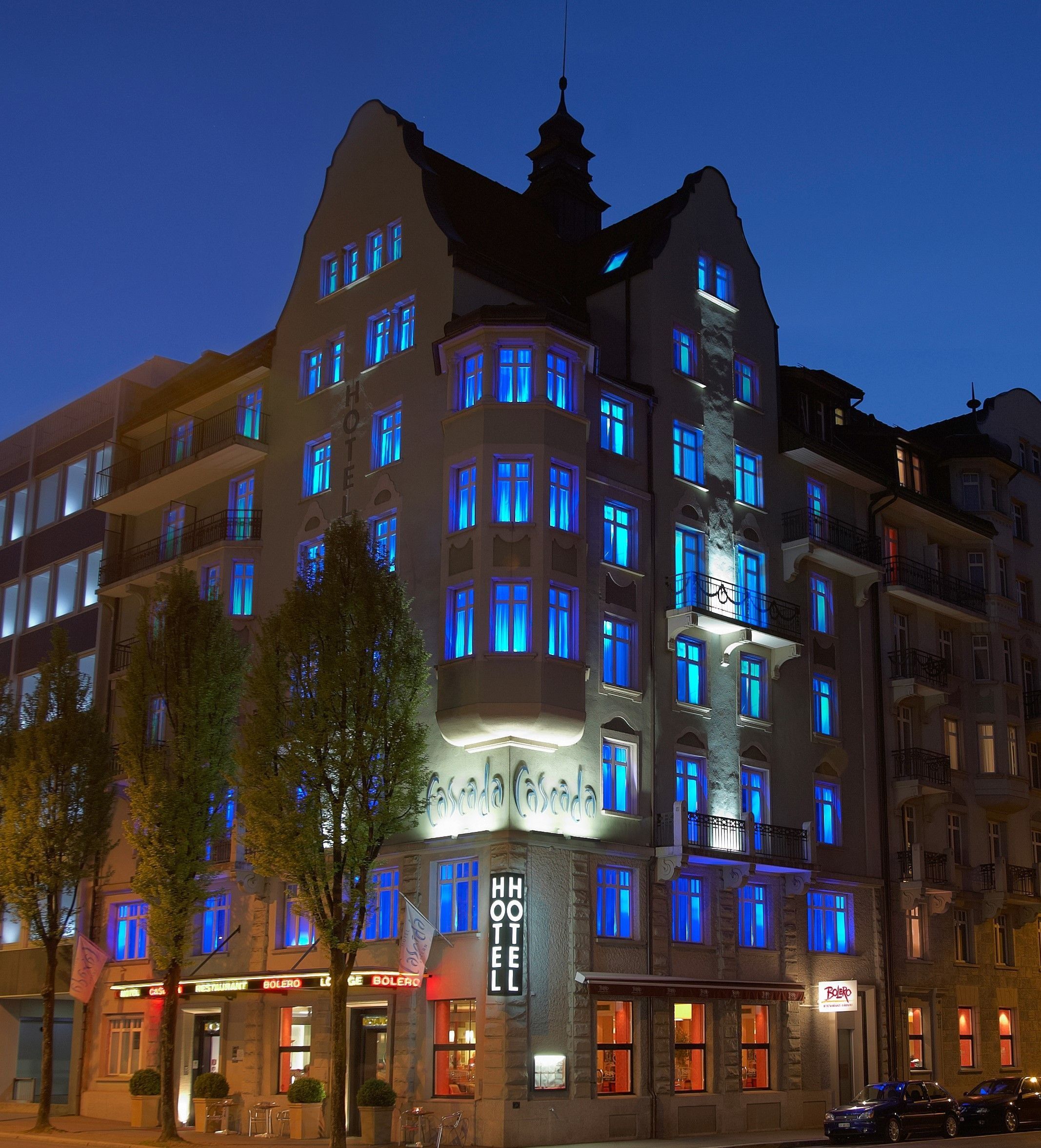 Gebäude