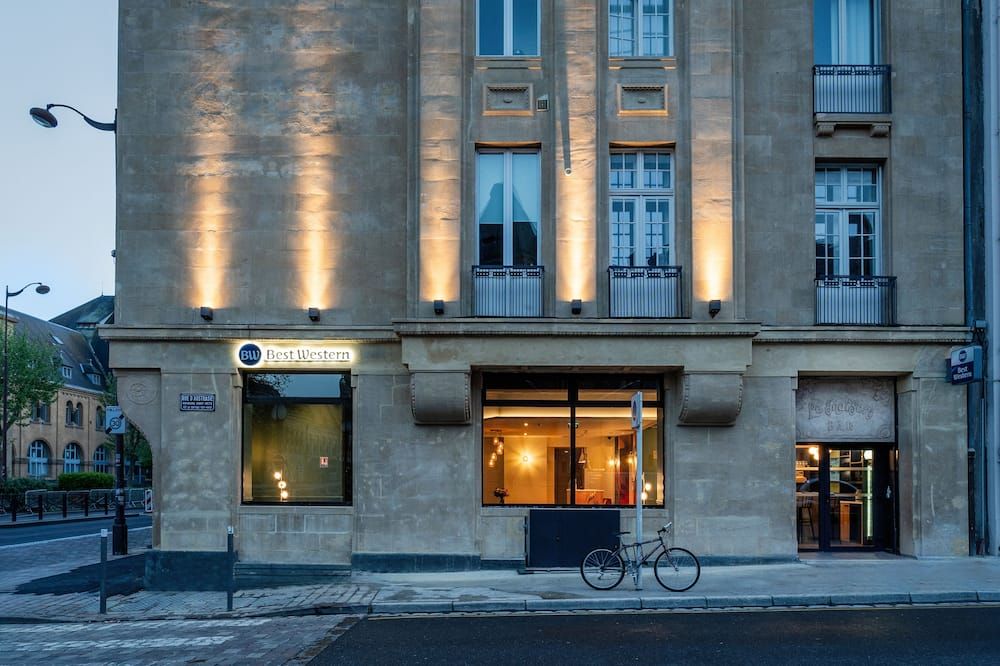 Gebäude