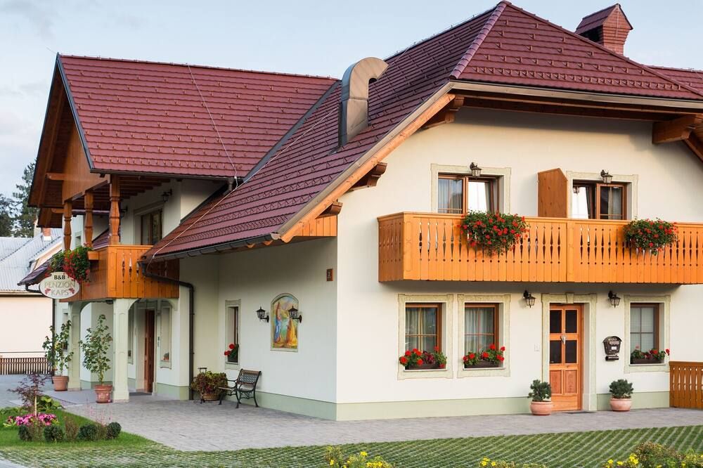 Gebäude