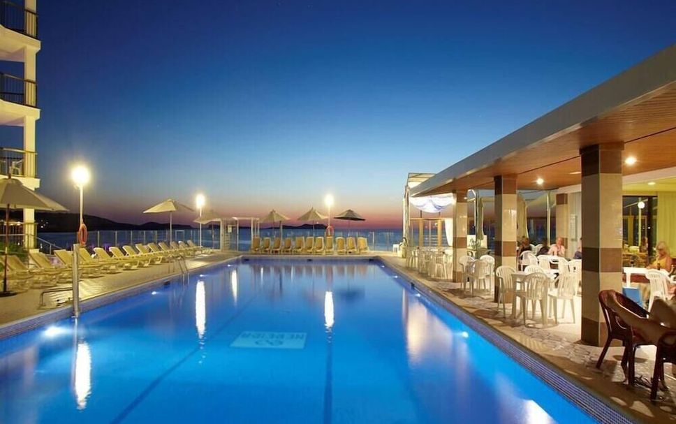 Pool Foto