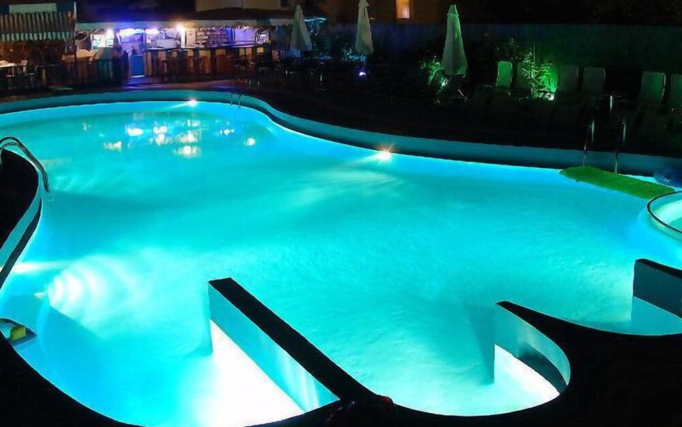 Pool Foto