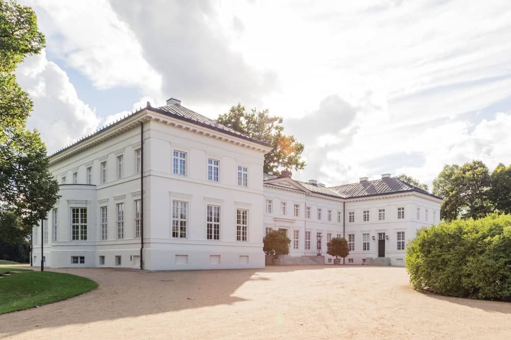 Gebäude
