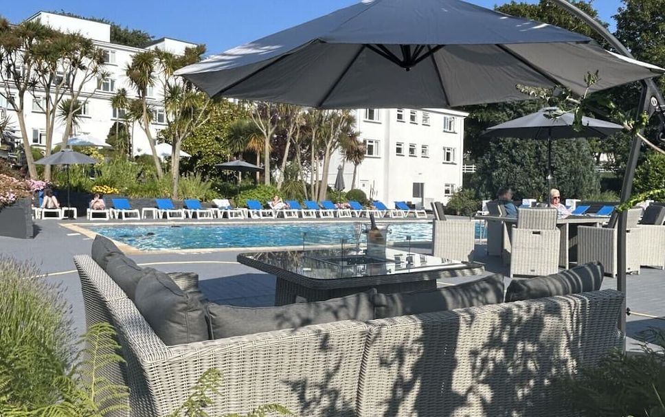 Pool Foto