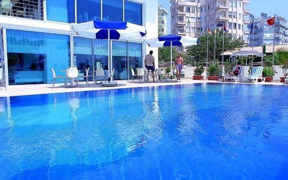 Pool Foto