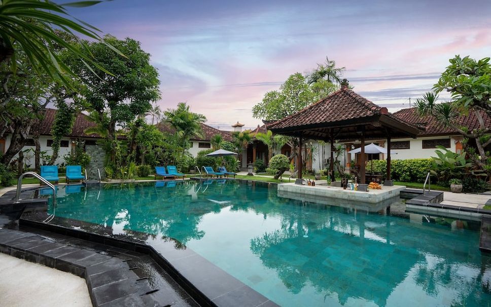 Pool Foto