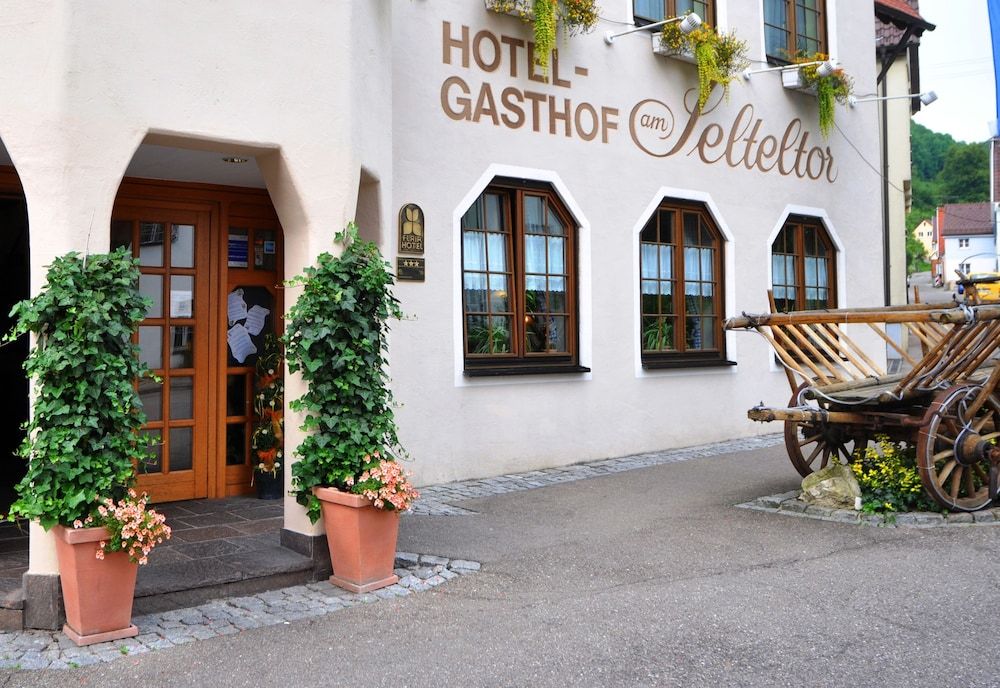 Gebäude