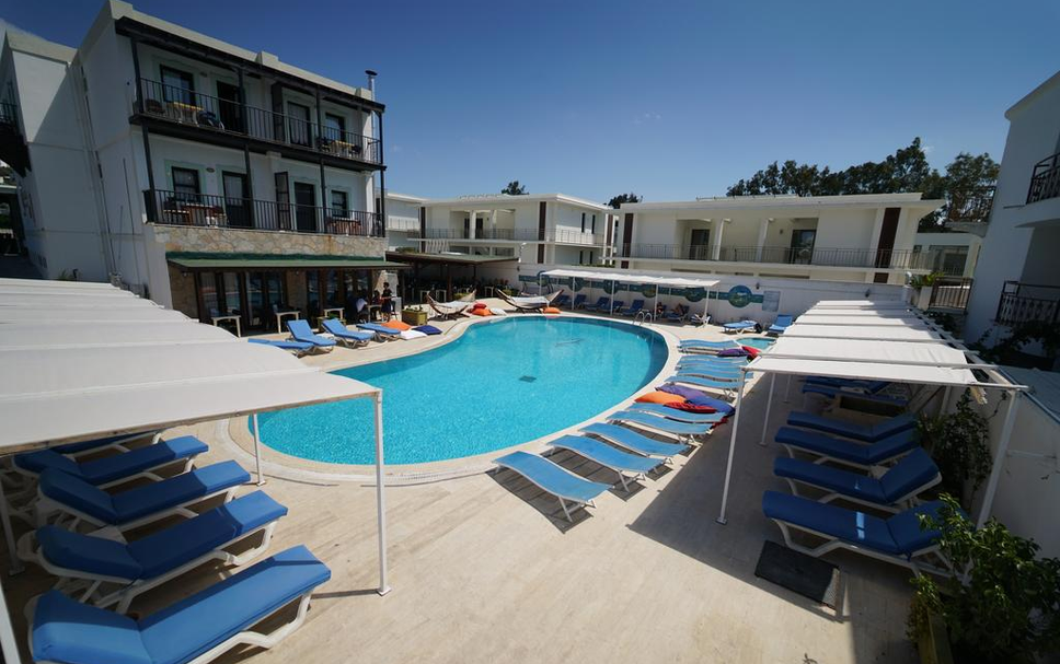 Pool Foto
