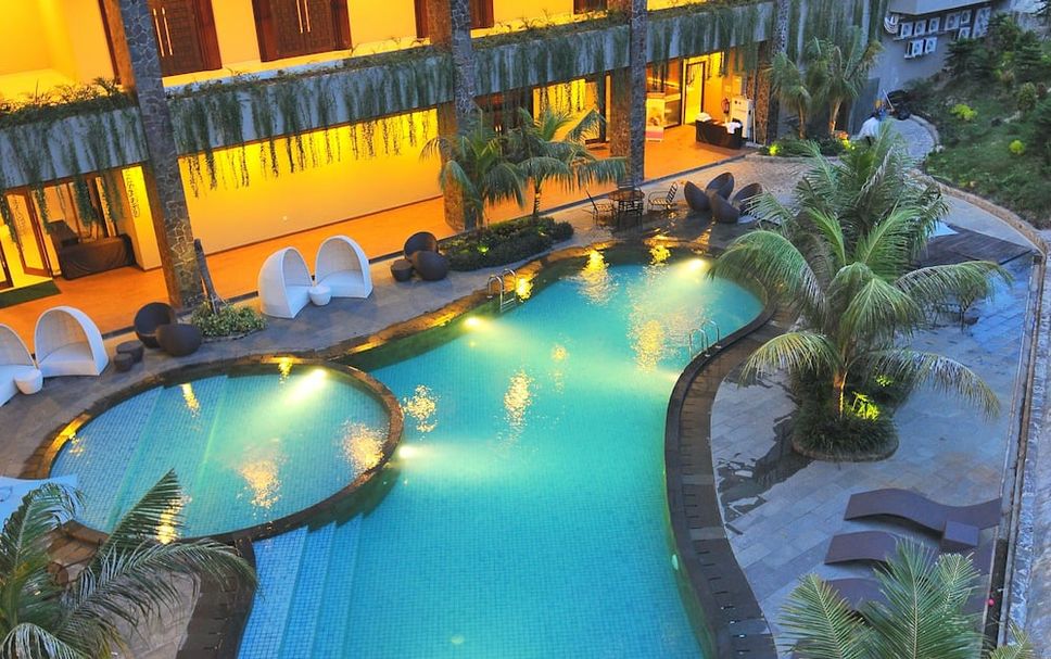 Pool Foto
