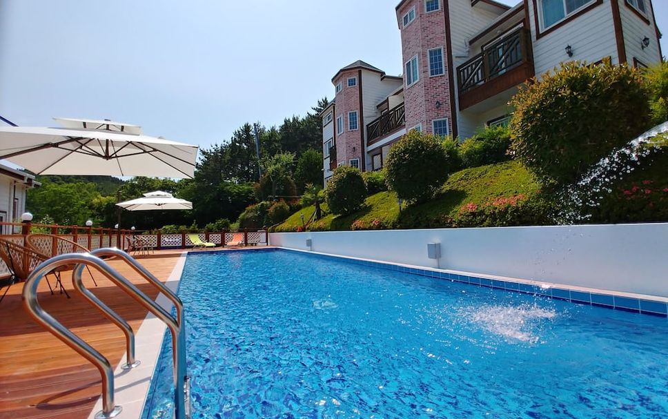 Pool Foto