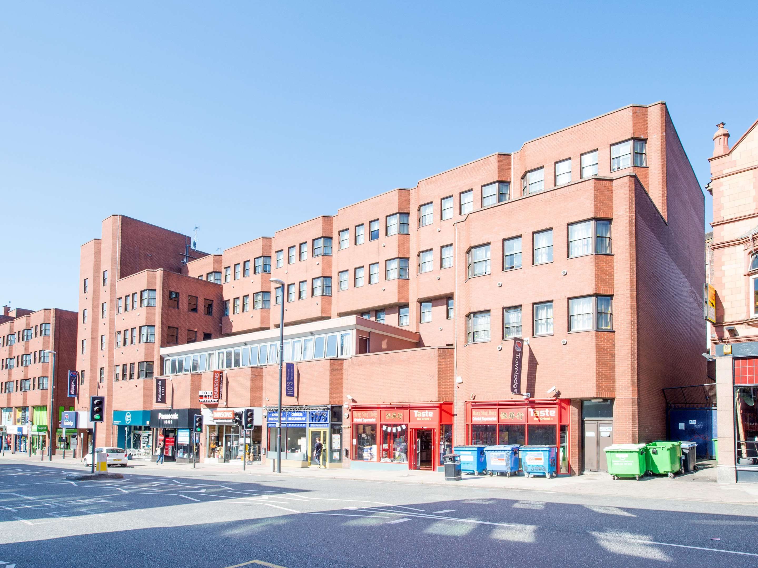 Gebäude