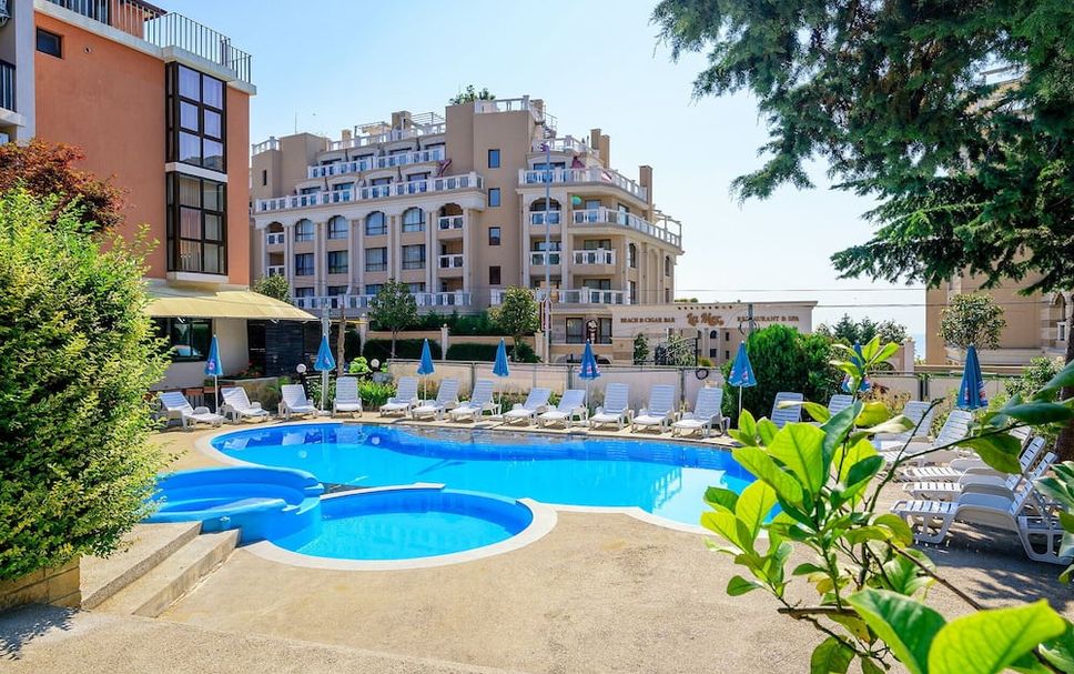 Pool Foto