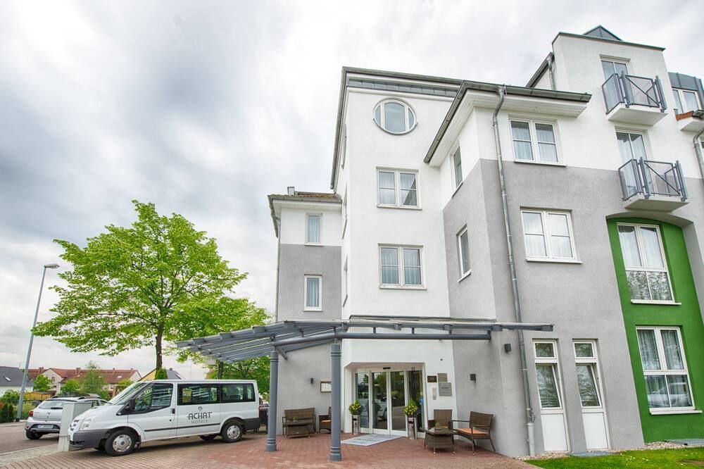 Gebäude