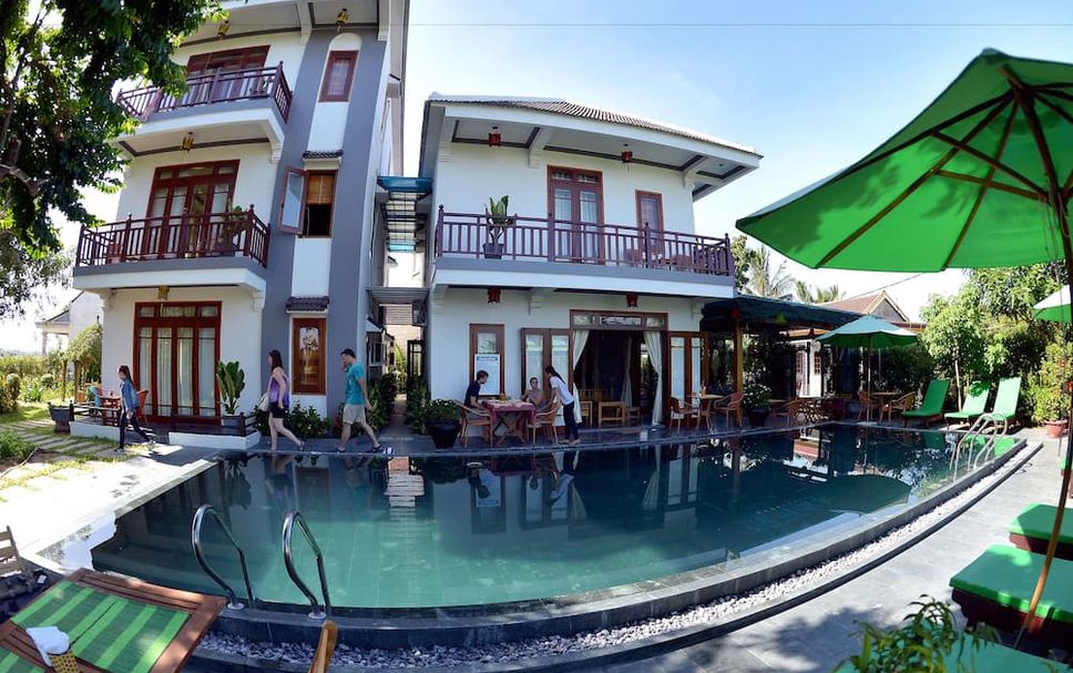Pool Foto