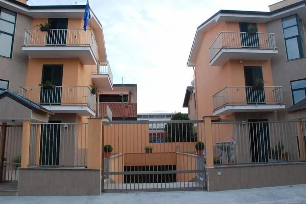 Gebäude