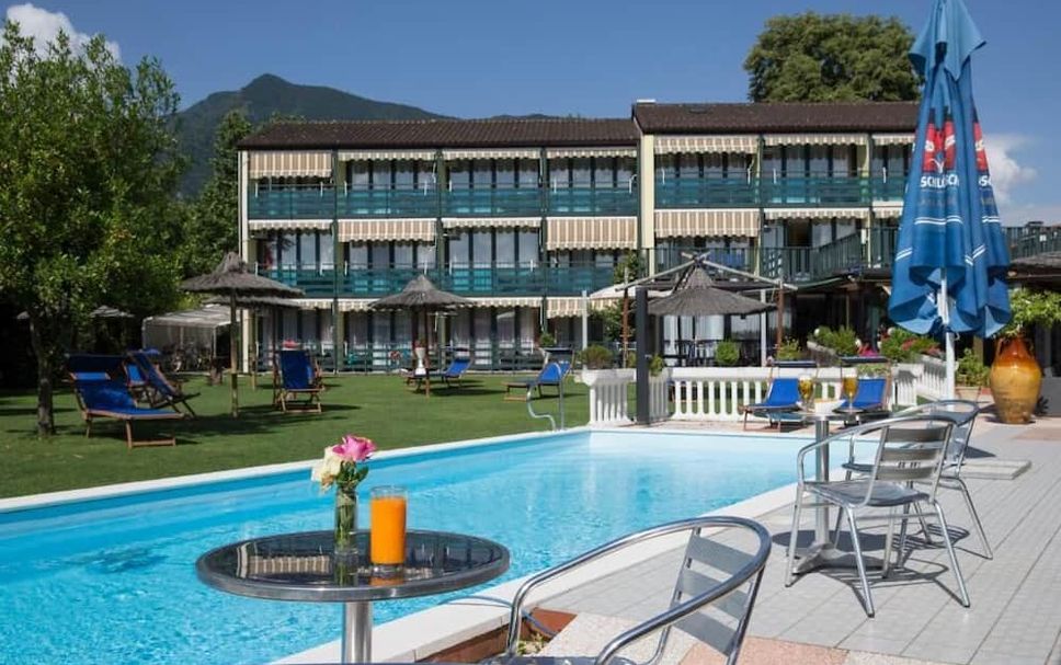 Pool Foto