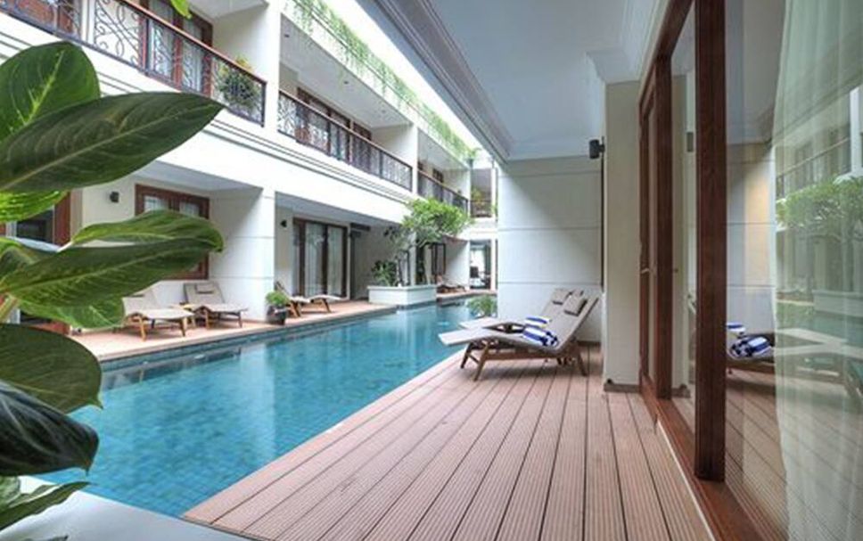 Pool Foto