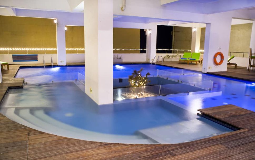 Pool Foto
