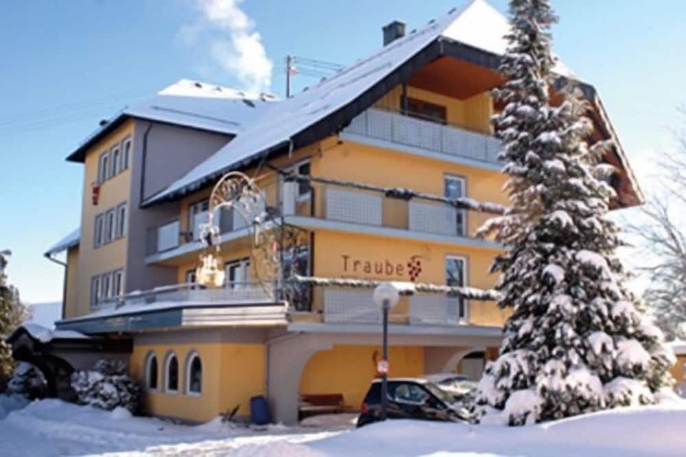 Gebäude