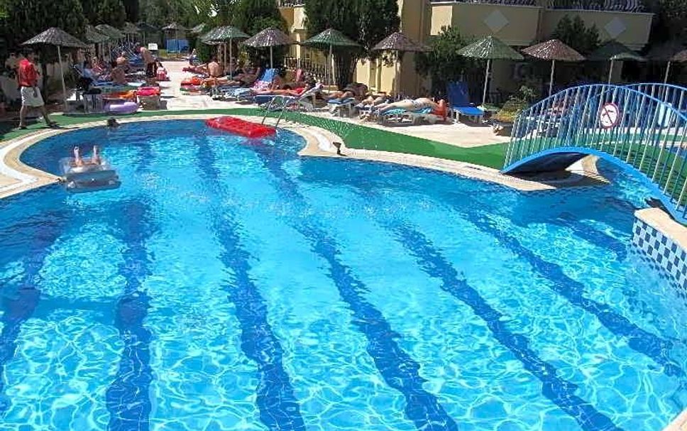 Pool Foto