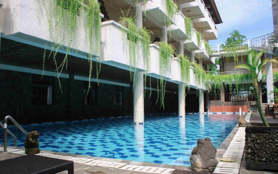 Pool Foto