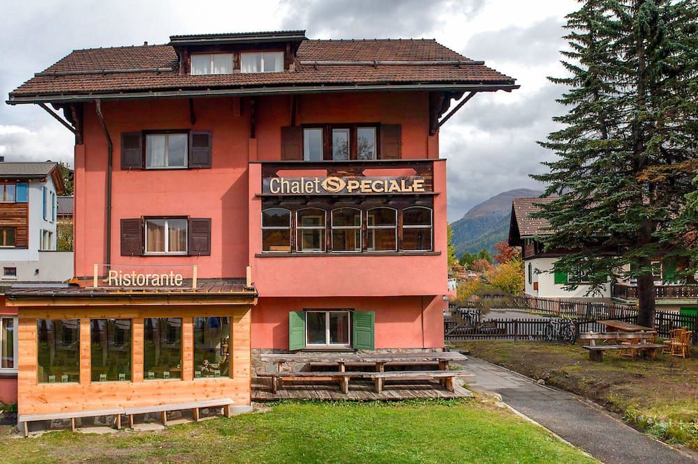 Gebäude