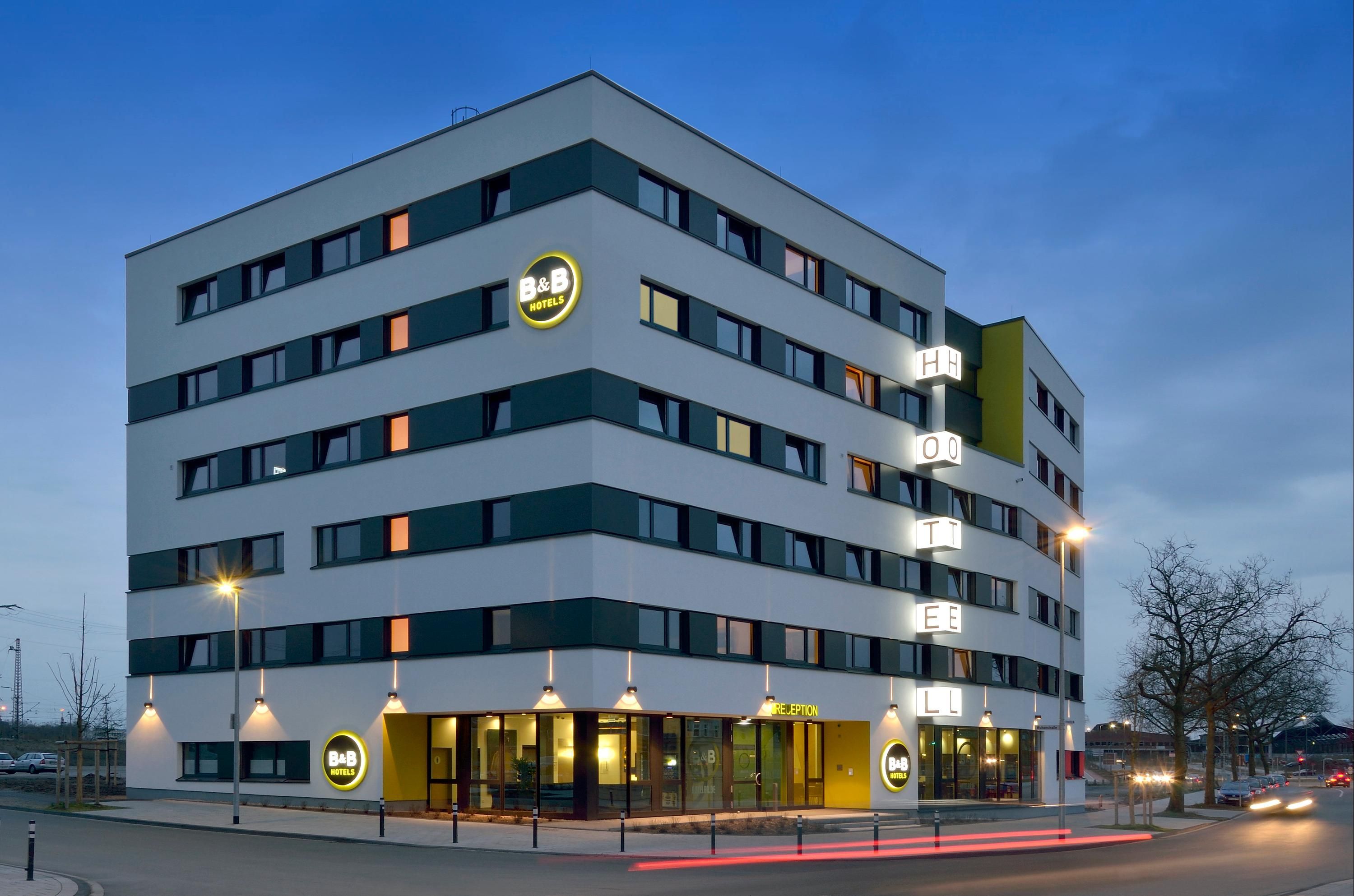 Gebäude