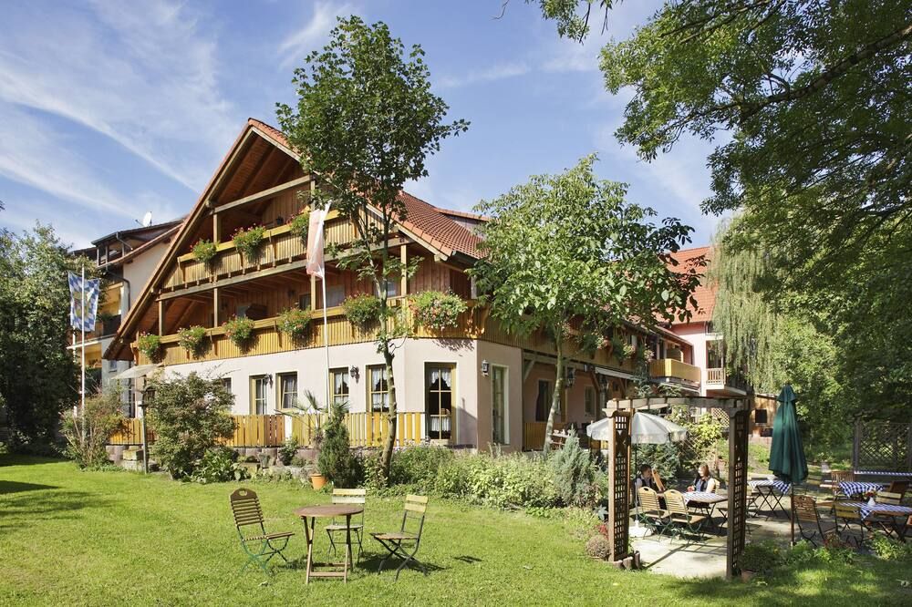 Gebäude