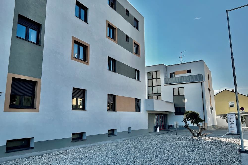 Gebäude