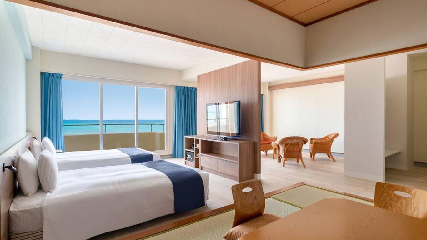 En Resort Kumejima Eef Beach Hotel