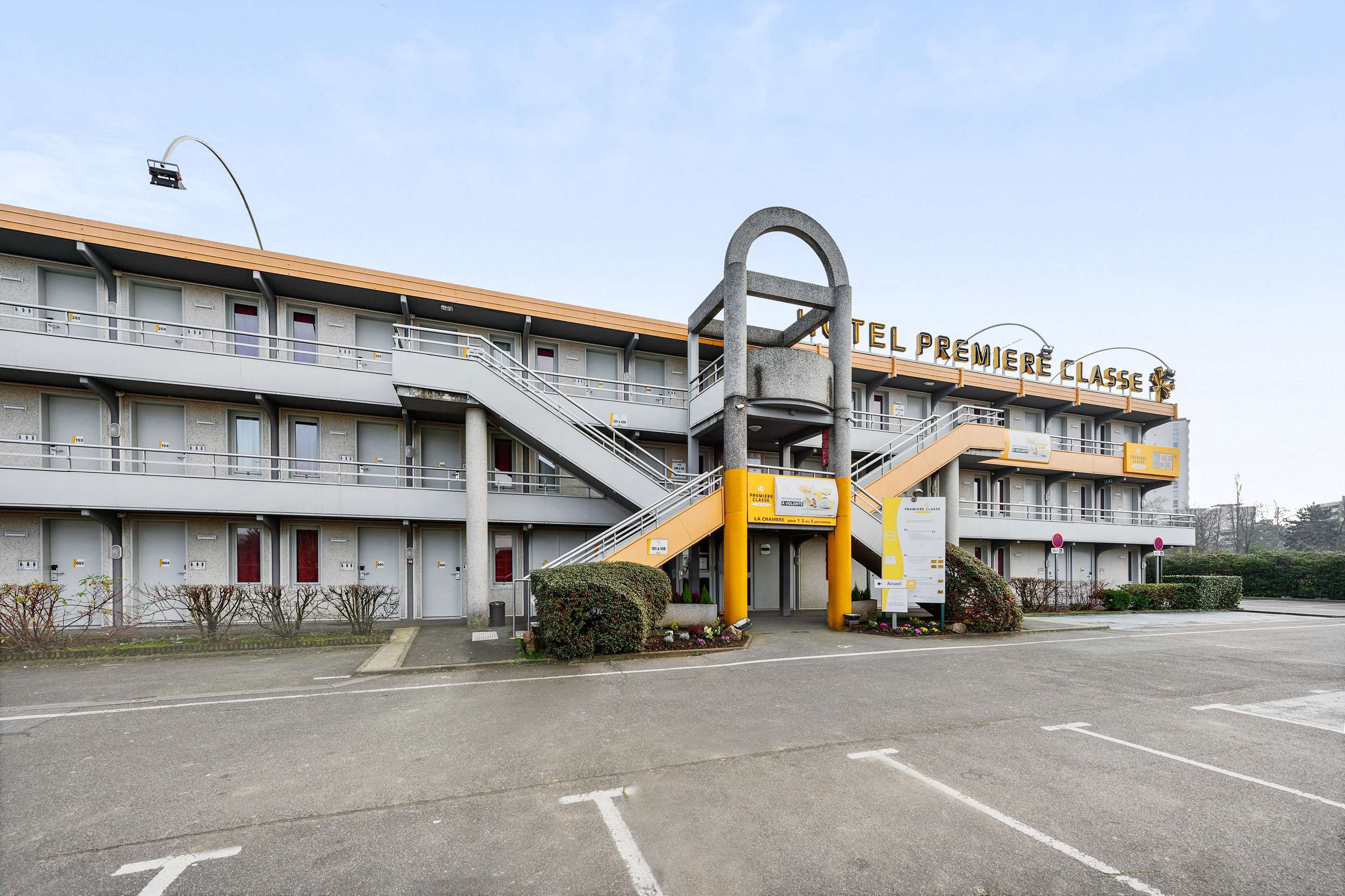 Gebäude