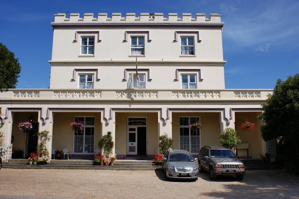 Gebäude