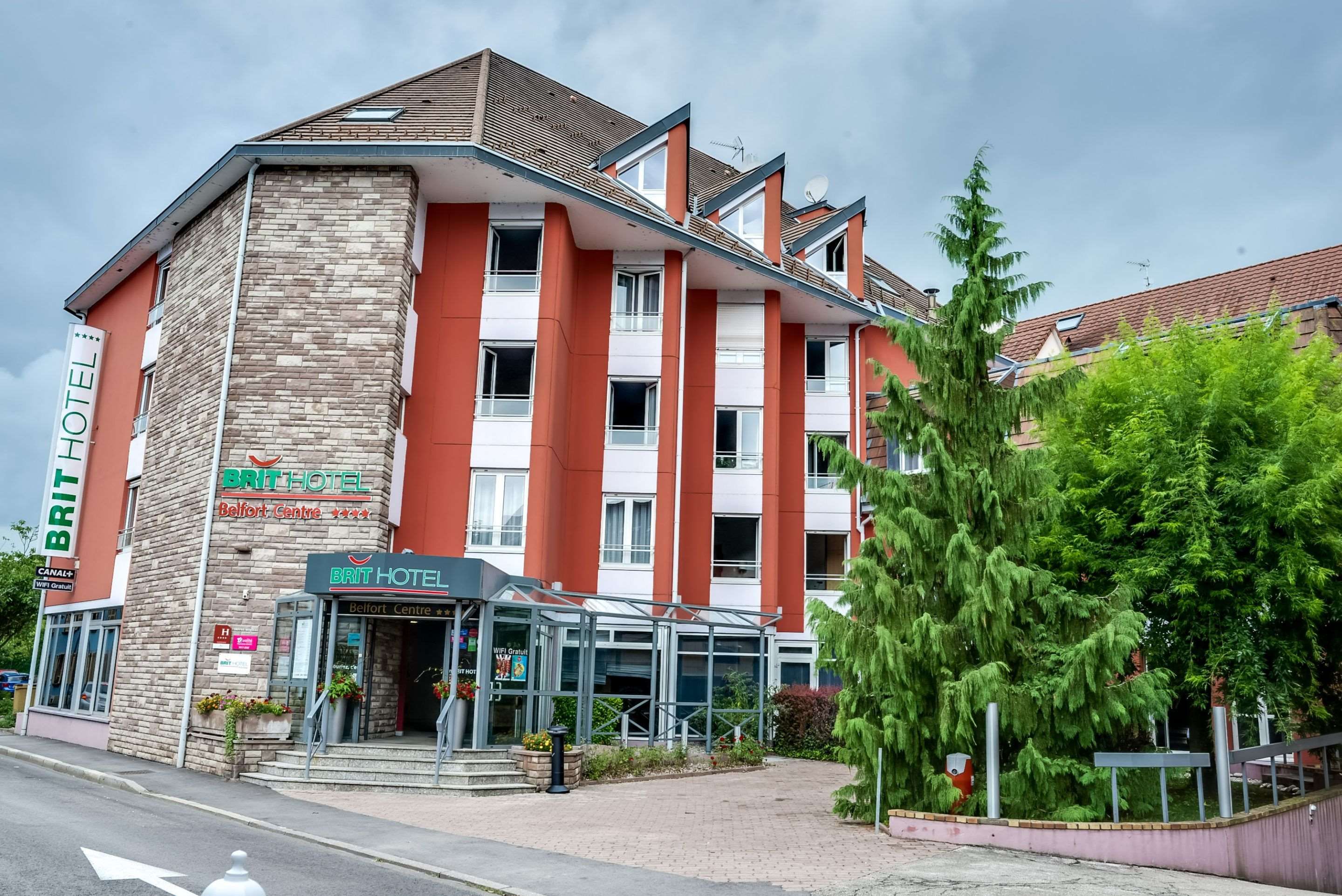 Gebäude