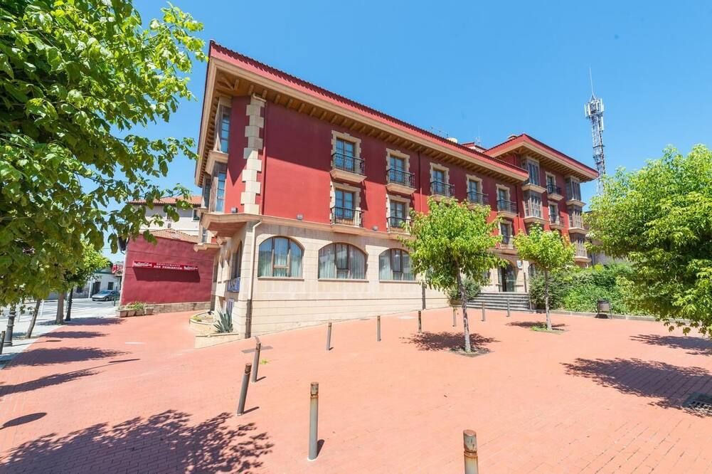 Gebäude