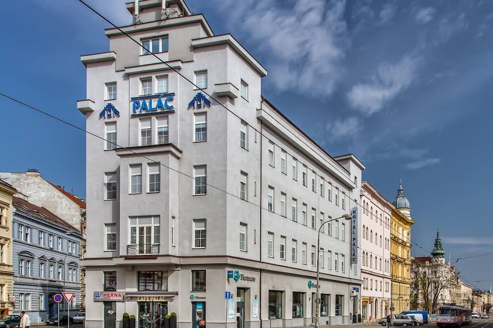Gebäude