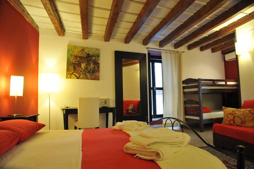 Schlafzimmer