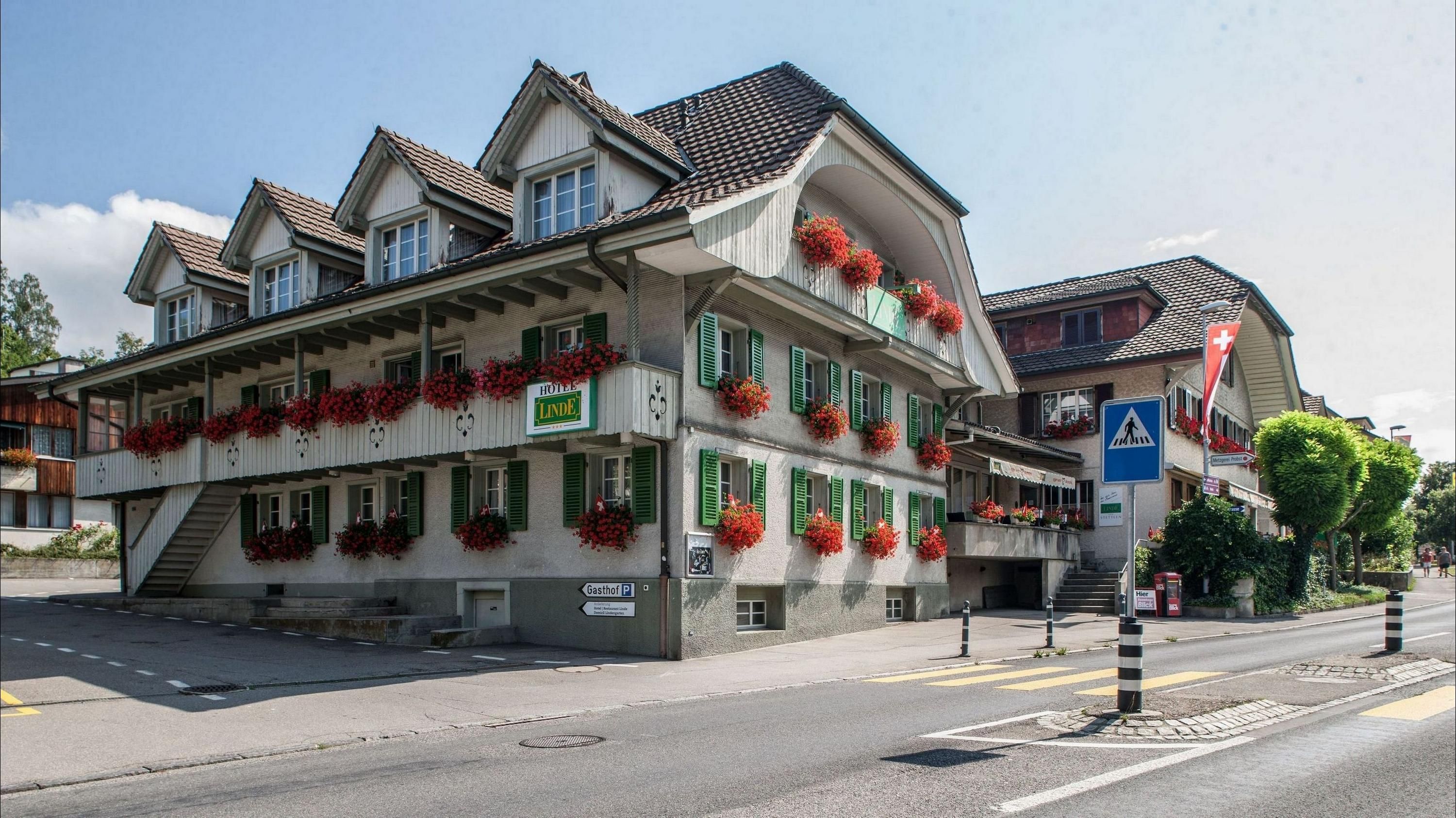 Gebäude