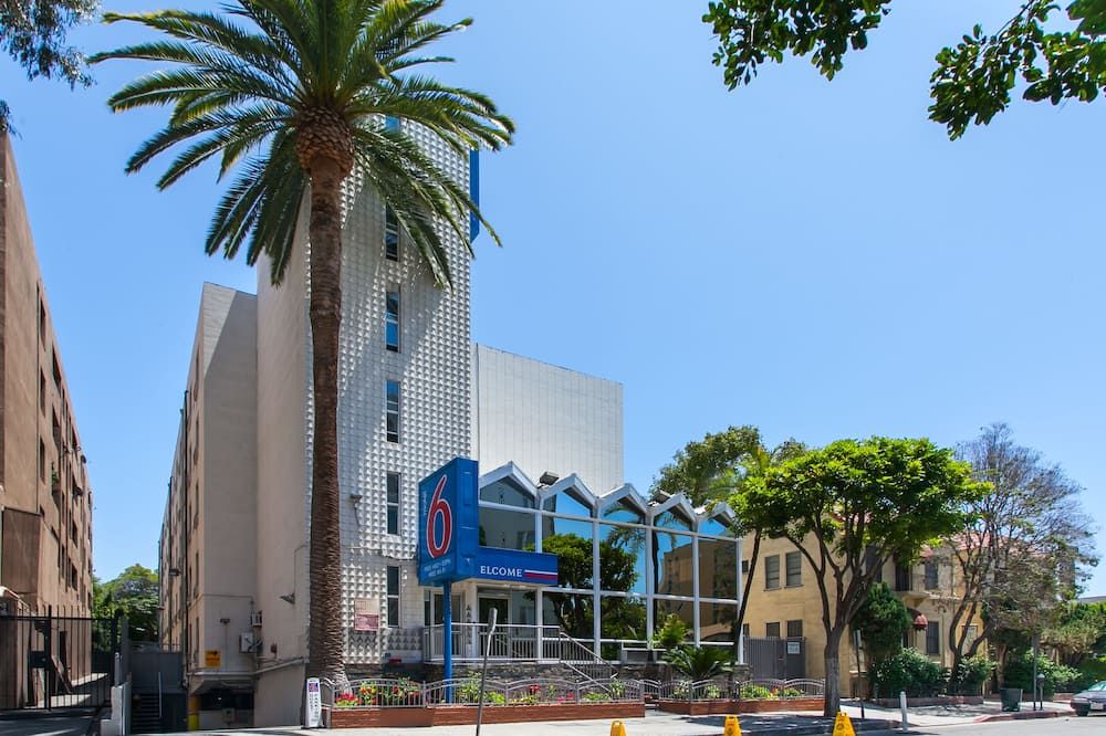 Gebäude