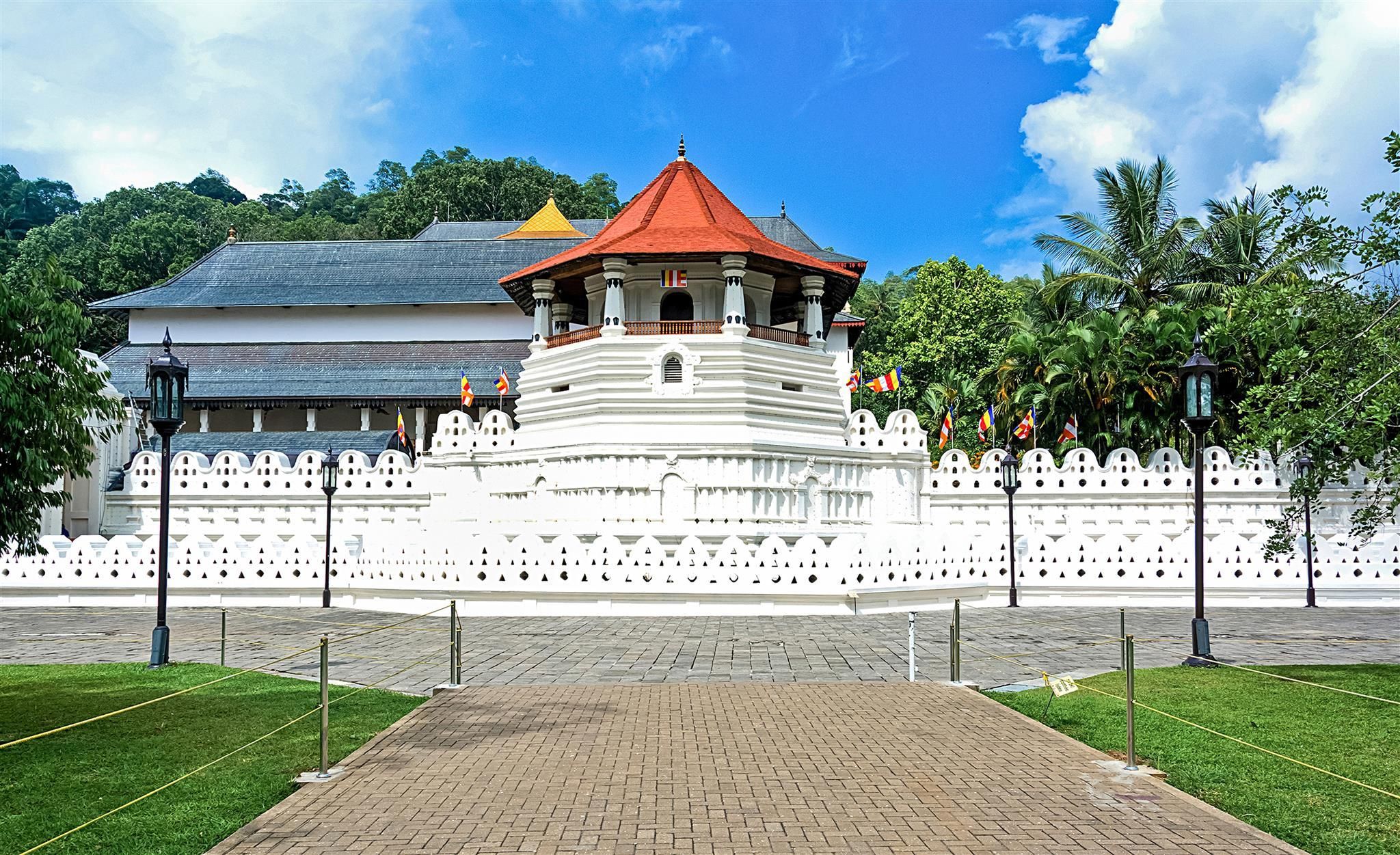 Sonstige