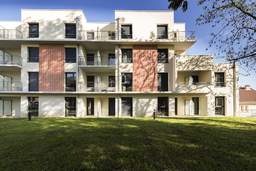 Gebäude
