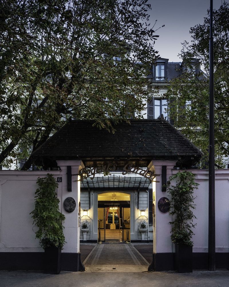 Gebäude