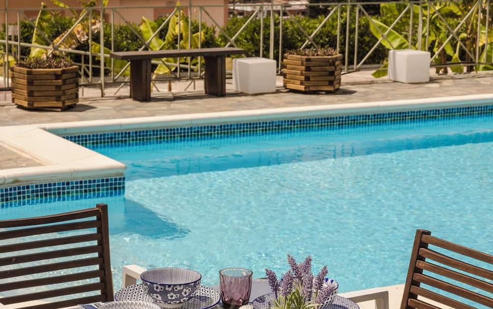Pool Foto