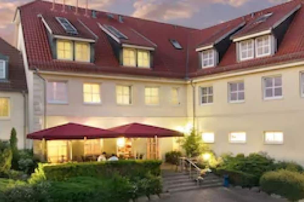 Gebäude