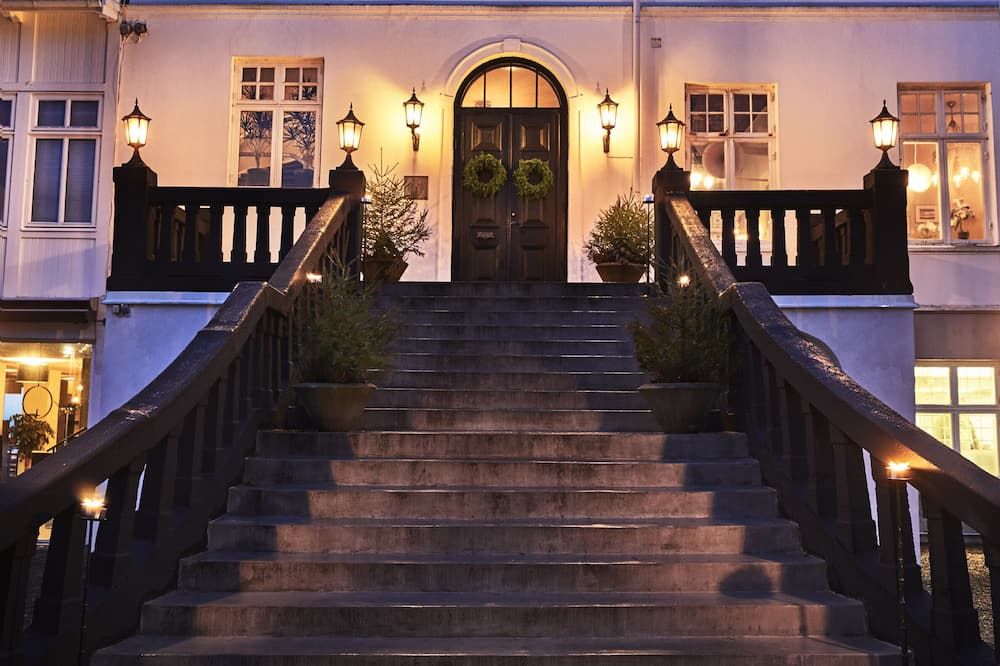 Gebäude