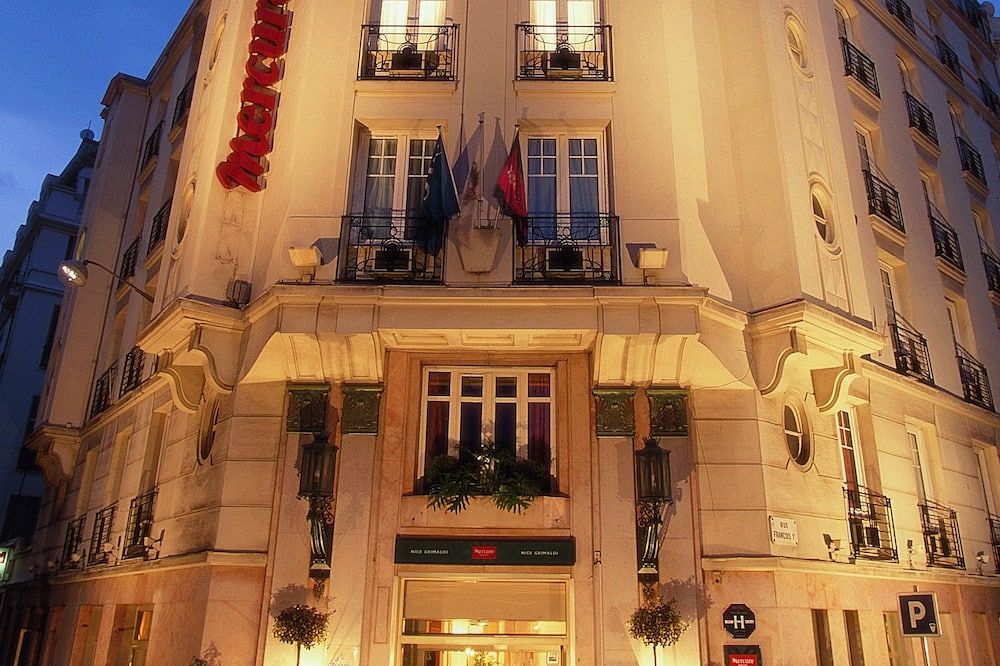 Gebäude