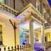 Gebäude