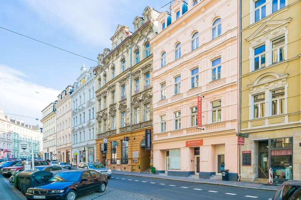 Gebäude