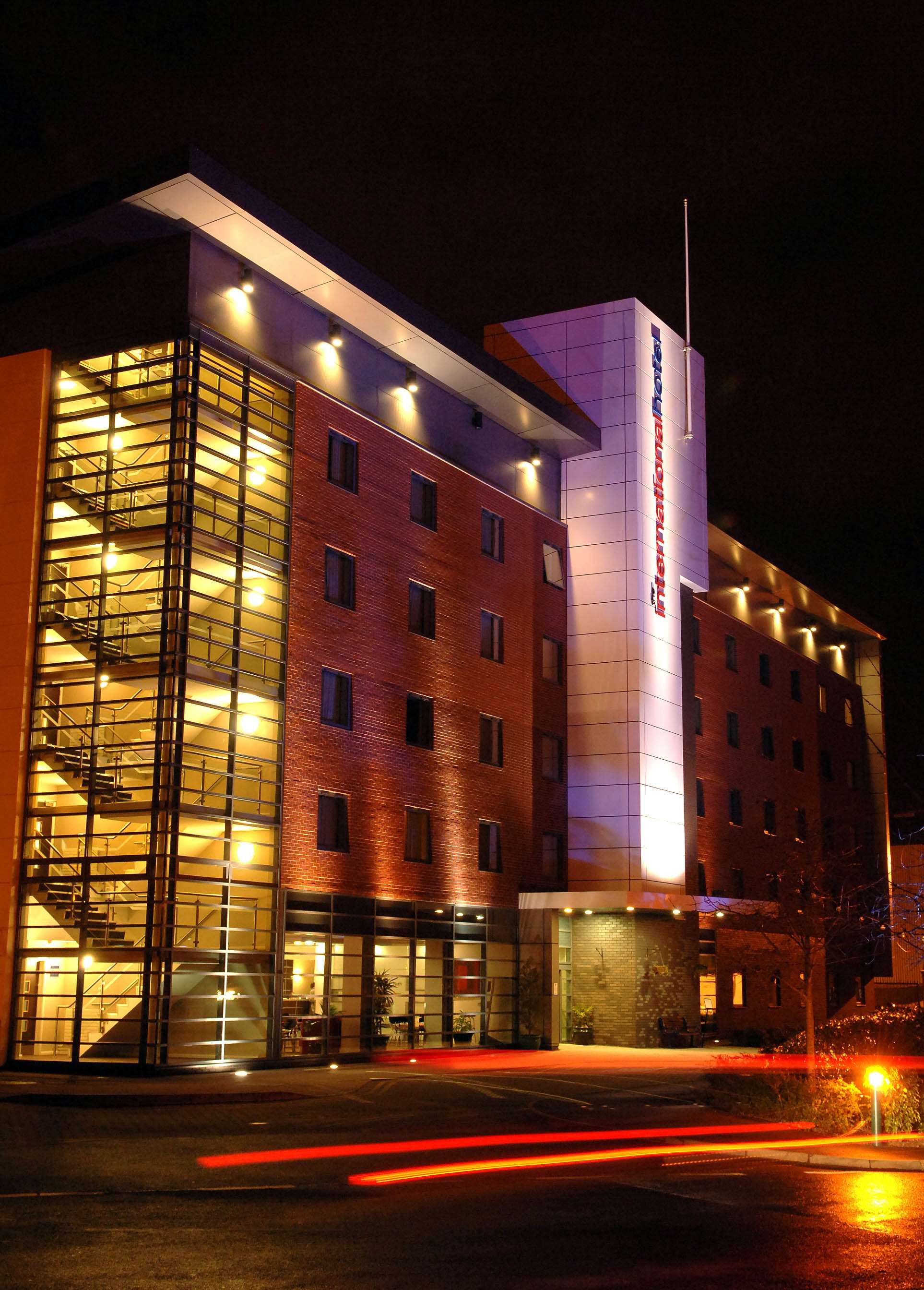 Gebäude